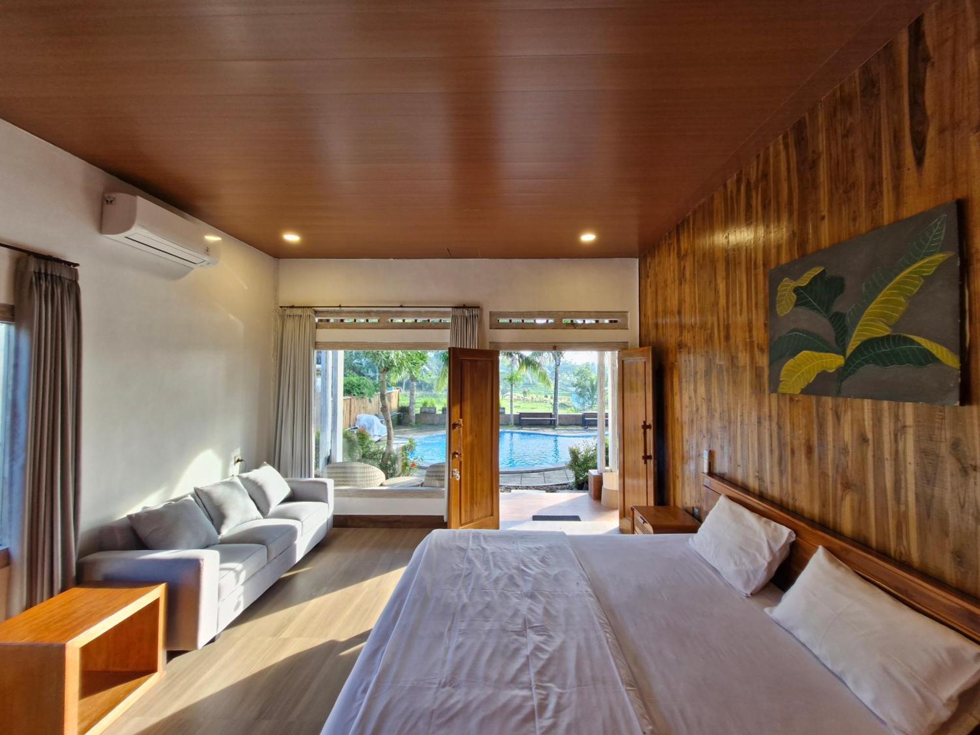 Peraja Bungalows Loyok Sangyang Exterior photo